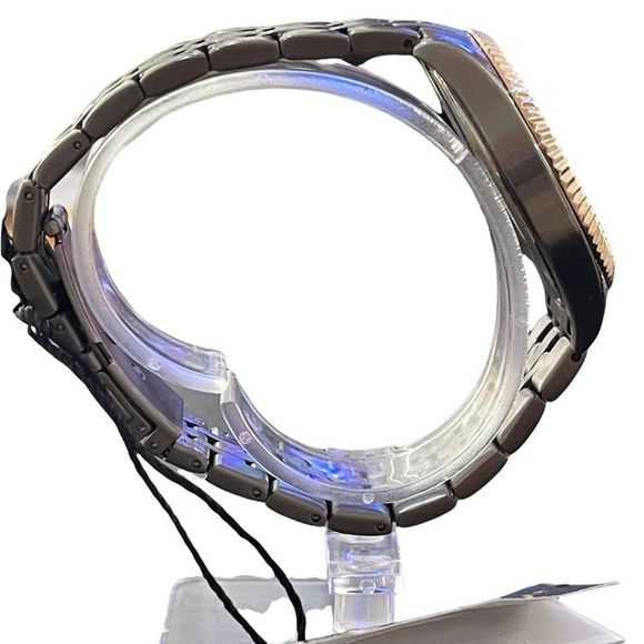 Tommy Hilfiger Women's Analog Watch Quartz Mineral Crystal 1782084 - Picture 3 of 5